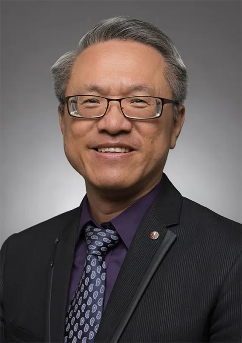 Dr. 约瑟夫·温, 迪安, College of Business 政府 and Public